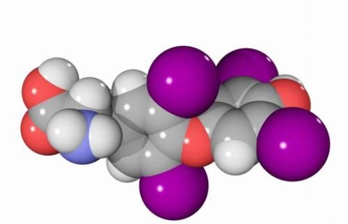 患者|甲状腺结节少碰“小米粥”?劝告:若想甲功好,“2绿”尽量少吃