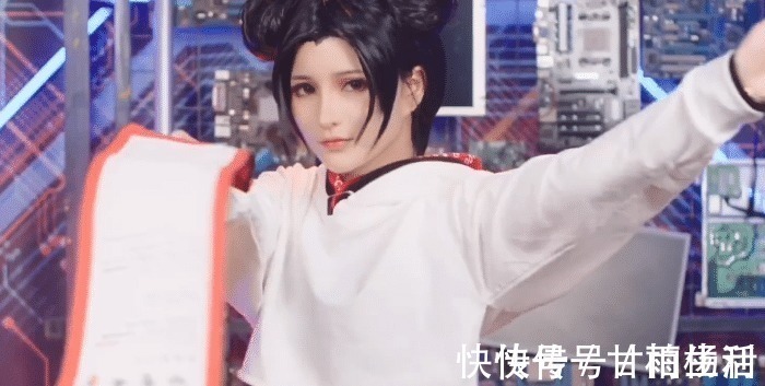 井野|还记得cos过比比东的崎娜吗这次又cos火影女团,C位井野最惊艳