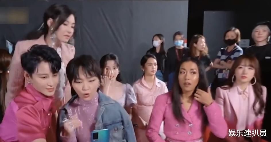 周笔畅恶搞那英组!吉克隽逸自曝曾喜欢李荣浩,杨丞琳一脸震惊