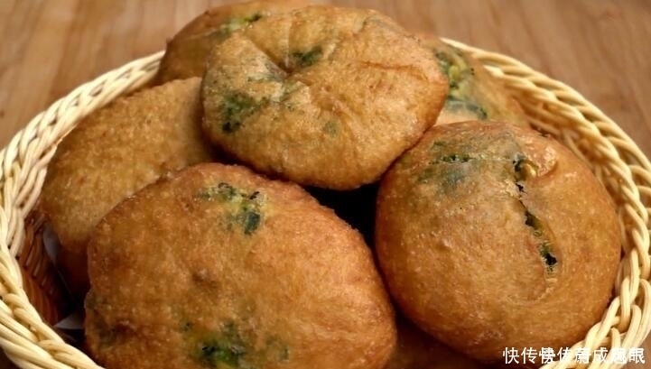 三伏天,馅饼油条靠边站,早餐吃它,全程不揉面,鲜香料足太香了