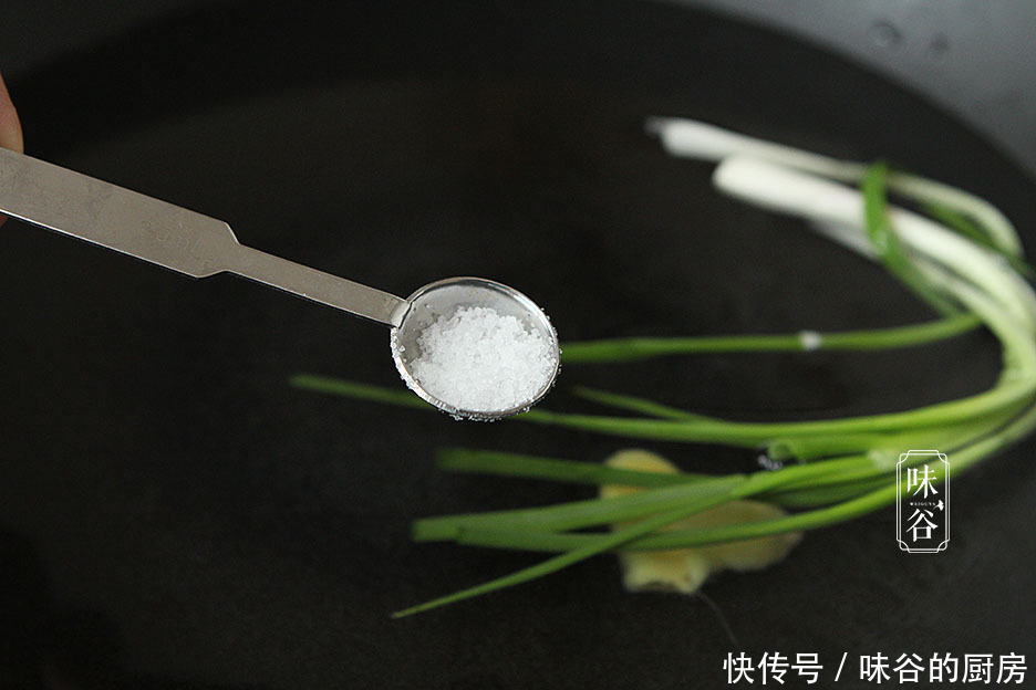 热水|白水煮虾,冷水下锅还是热水下锅?水用错了,难怪虾肉不嫩腥味重