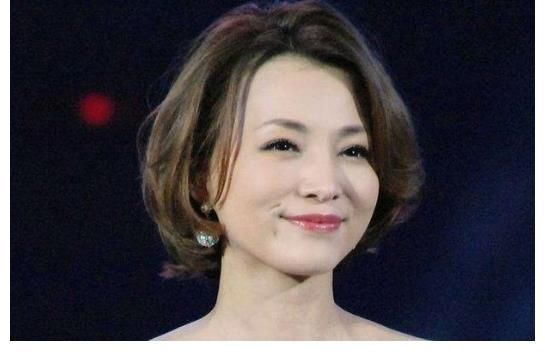 央视春晚|董卿连续4年缺席春晚,背后的原因曝光!网友直呼:不信!