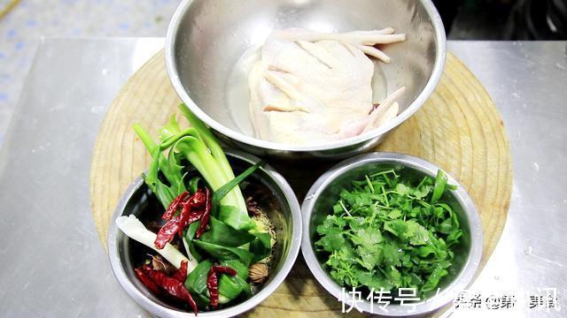 鸡肉|这道菜，曾被美食节目收录，皮酥肉嫩、鲜香麻辣，很适合中秋家宴