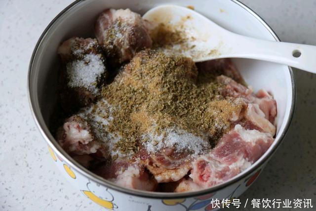 铲子|1个电饭锅,1把铲子,做好一个硬菜红烧排骨,少刷锅是我的梦想