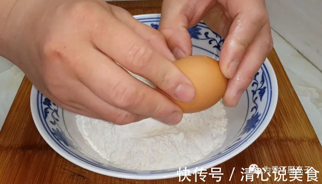 红豆饼又吃新吃法，不蒸不烤不油炸，松软又香甜，孩子爱吃不挑食