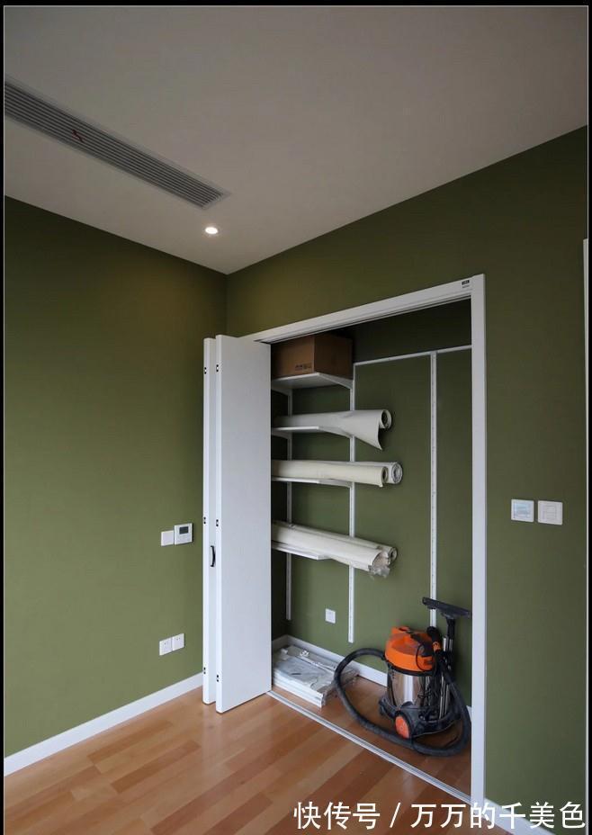 推拉门|卧室衣柜容量小？试试这4种衣柜吧，款式新颖容量还大，很实用