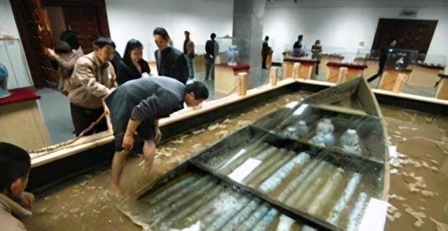 海底|真有海底宝藏康熙沉船5万件青花瓷,市值5亿美金无压力