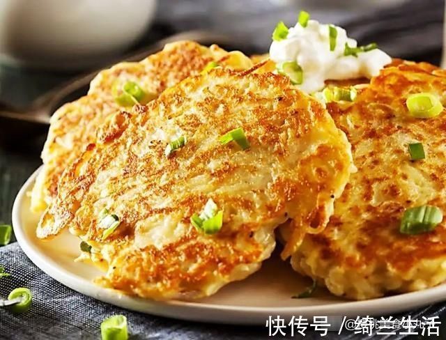 土豆|1个土豆2个鸡蛋,10分钟做好早餐饼,色泽金黄,香喷喷真好吃