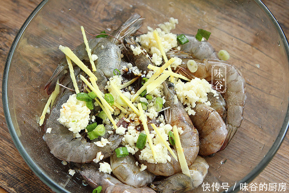 人人|元旦家宴就爱吃这道菜,蒸一蒸就上桌,简单方便,味道鲜香人人夸