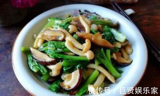 素肉丝|美食推荐蒜蓉茄子、家常溜肝尖、素肉丝油菜、家常炒鸡杂的做法