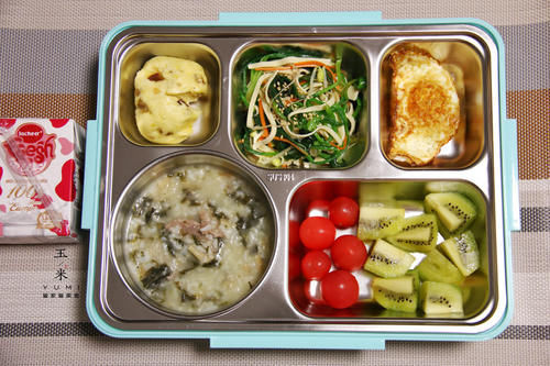 班主任|晒晒高一儿子的营养早餐,班主任:难怪孩子每天精神满满