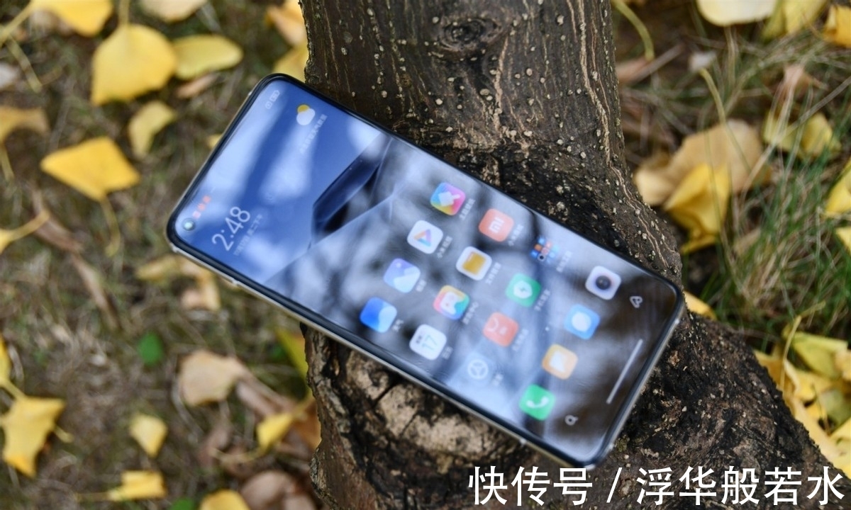 百元机|5800mAh大电池+128GB+指纹解锁，仅689元，国产芯片加持