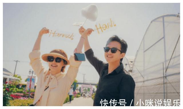 |又暖又搞笑网友环球影城偶遇邓超,因崴脚坐轮椅获超哥主动合影