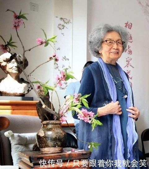 “诗词女神”叶嘉莹:我3岁开始背诗,从小背诗的孩子不一般