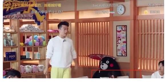 跑男|“力不从心”的《跑男》：以前是打鸡血，现在却被骂“躺着赚钱”