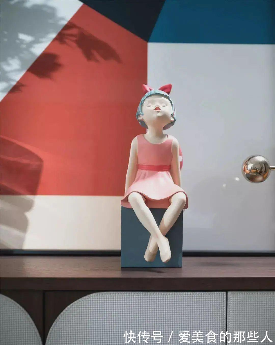 一米阳光|90㎡高级灰新房,软装配色超赞,一入门就被吸引!