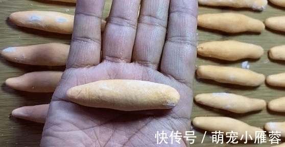 胡萝卜|天热我最喜欢做这个吃,低脂饱腹还营养,煮熟拌上料子就能吃,真香