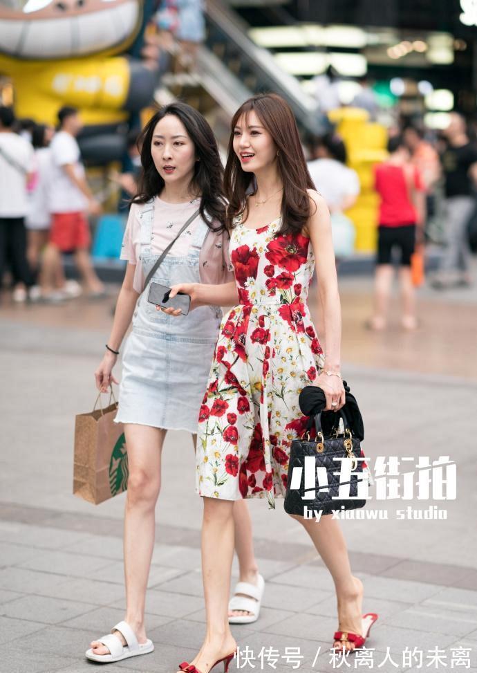 紧身 紧身的设计勾勒出小姐姐迷人的身材