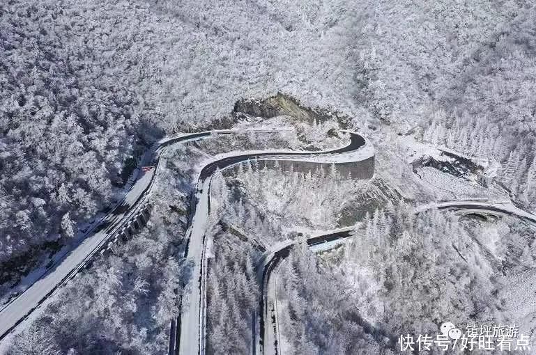 一幅|雪漫江山美如画：好一幅写实的陕西镇坪水墨画雪景