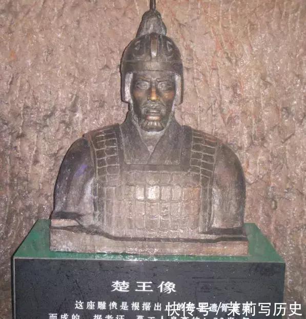 金银珠宝$盗墓界有个不成文规定,金银珠宝皆可盗,唯独一样东西不能碰