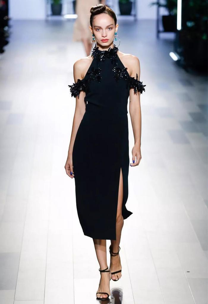 小蛮腰|女人穿衣美不美主要看“臀型”，教你几招微调术，轻松穿出好身材