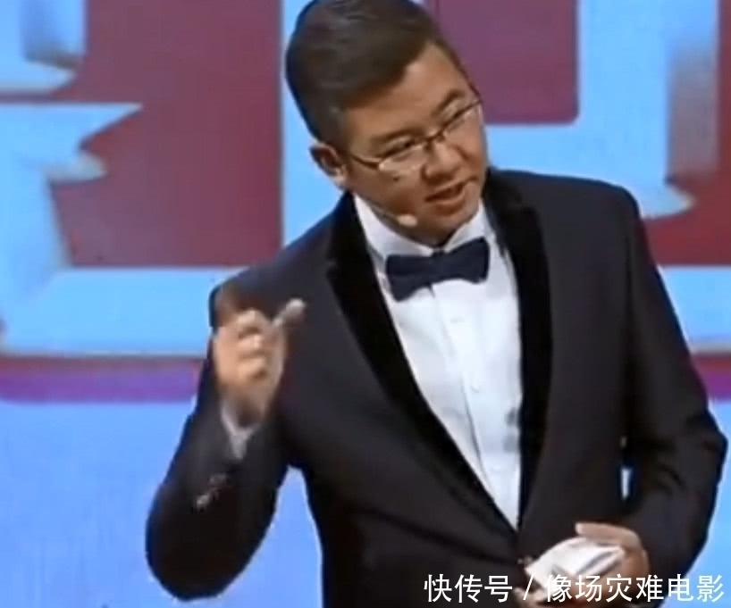 小伙|小伙一到饭点就喜欢去超市,听完女友的解释,涂磊大骂:没教养