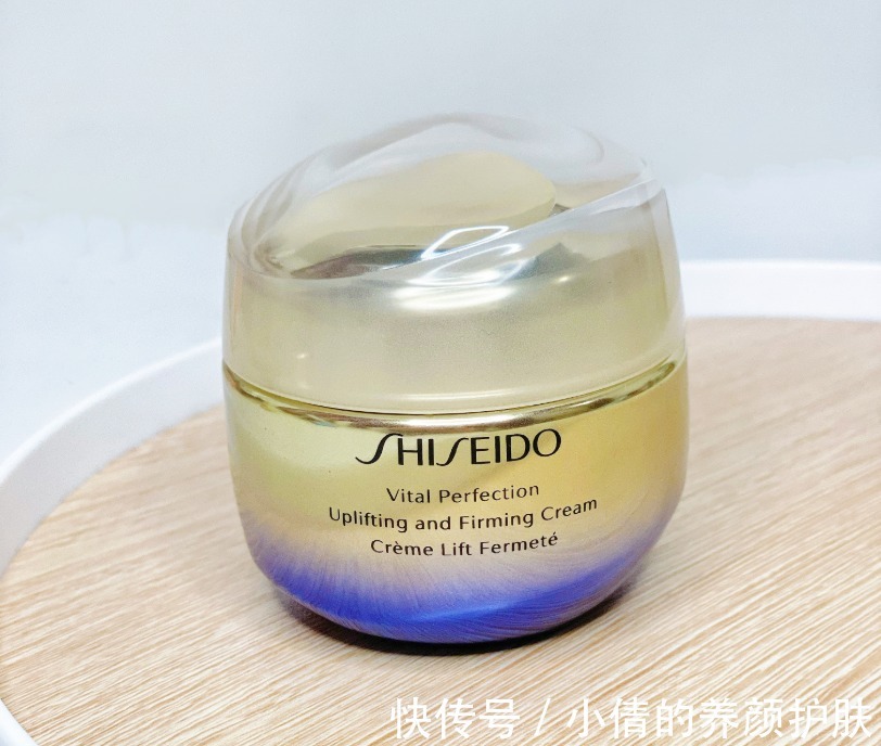 抗老 女人过了50岁,有条件的,试试这5款护肤品,有点小贵但抗老一绝