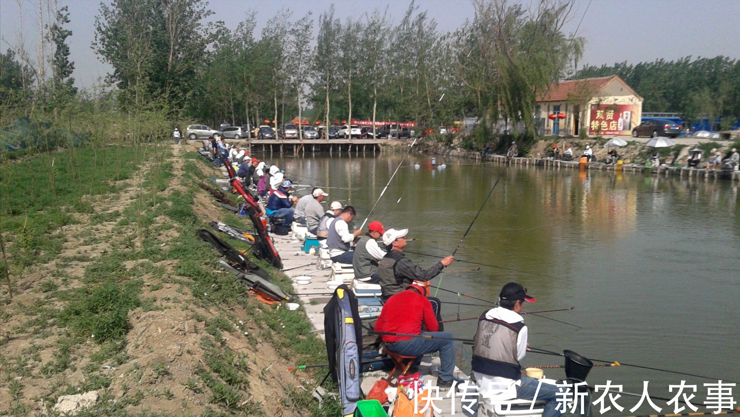 钓鱼人的最后去处,如今又玩出了新花样,钓友:以后不能垂钓了?
