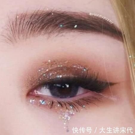 双眼皮|有这“3种眼型”的女生,几乎都是“高颜值”,“第3种”不常见