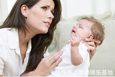 宝宝|为什么新生儿抱着睡得香,放下就醒呢?这三大原因,宝妈要知晓