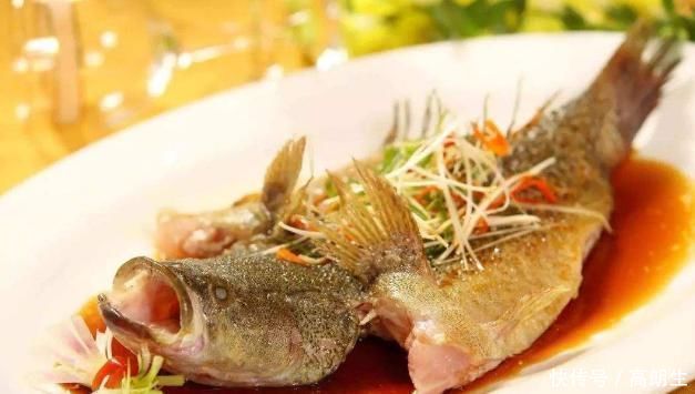 这些鱼都是地地道道的海鱼，口感鲜嫩，价格比淡水鱼还便宜!