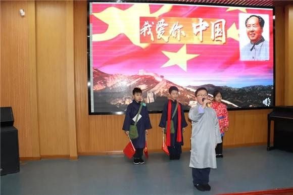 [浦东]福山外国语小学:诵中华经典 传英雄事迹 扬爱国热情-2020学校小舞台语文专场