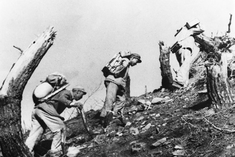 摄影组组长|来自朝鲜战场的影像笔记