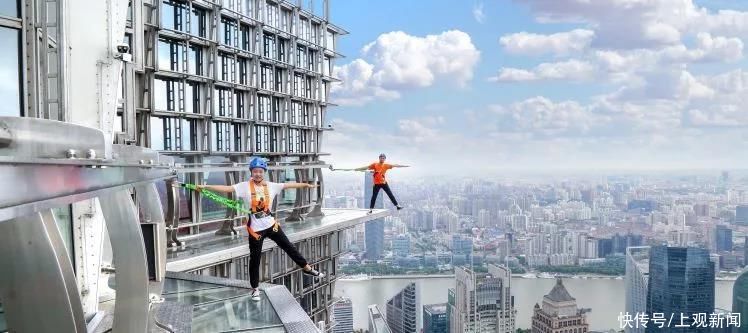 乐嗨上海过大年！沪上11个都市景点春节活动攻略在此→