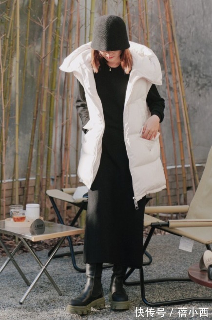 短靴|别被“羽绒服”骗了,这样穿搭不仅显瘦还时髦,比大衣还高级!