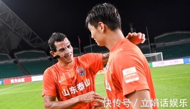 金敬道|2-1!中超4冠王狂飙,诞生13年神迹,4大主力却倒下,李铁要头疼
