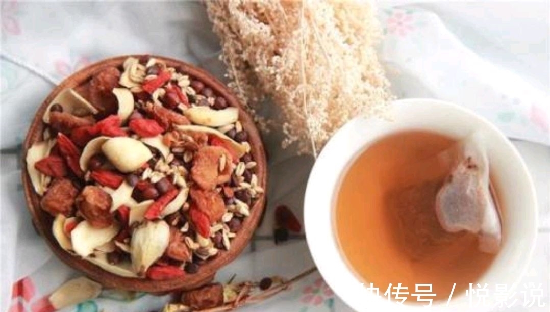 神农百草经|失眠对身体伤害大,不妨经常用“1物”泡水喝,帮助提升睡眠质量