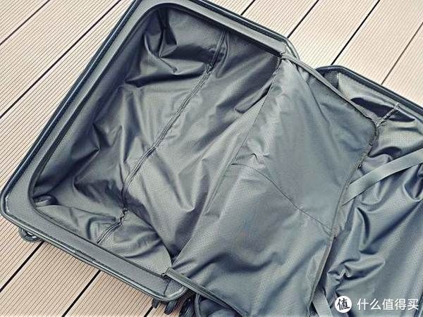 磕碰|好一个硬派型者：悠启旅行箱撒哈拉