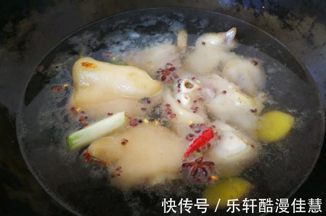 黄豆|买2个猪蹄,加上1把黄豆一焖,肥而不腻,好吃无腥味