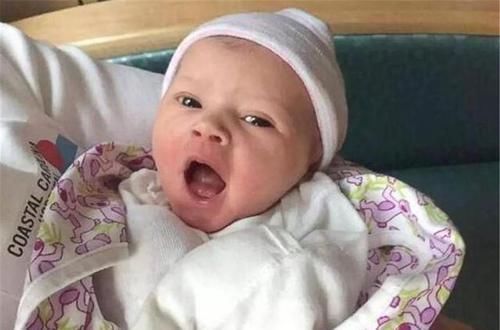 生儿生女|等了百年终于有女宝出生,这个只生儿子的家族沸腾了:广告牌安排