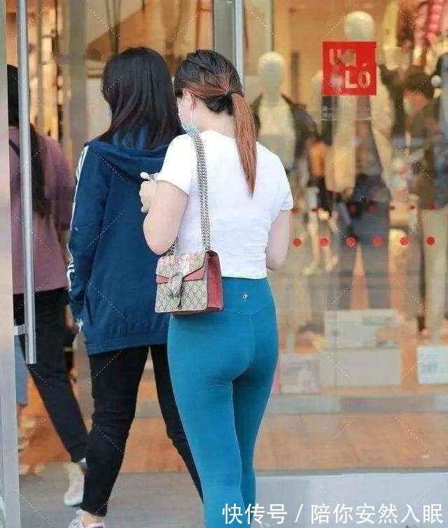 平底鞋 洋气精致的打底裤穿搭十分衬气质,带来率性高挑的感觉,清爽减龄!