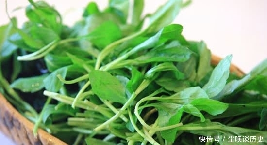  女性|女性想要身体好，3种食物离不开，排毒养颜，增强体质！