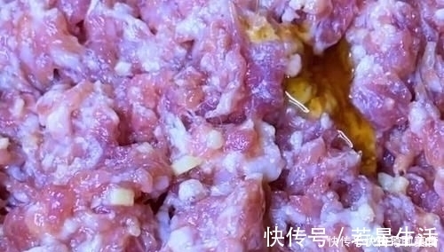 美食之路义无反顾饭店不外传的饺子馅配方,肉馅鲜香无腥味,学会了回家露一手
