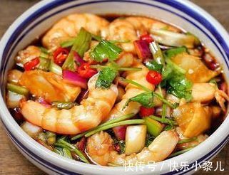 大长腿|孩子从小抵抗力就差最近气温下降，多吃酸辣菜，提高抵抗力