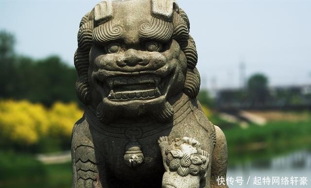 安息国|狮子不是我国本土动物，为何古建筑大门两侧总放置一对石狮子？