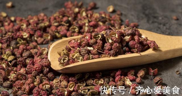 调料|炖肉时，这4种调料建议别放，大厨：要想肉香汤鲜，放对料很重要