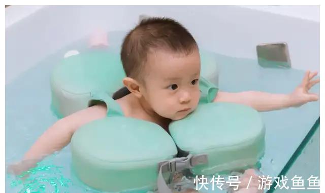 婴幼儿游泳|让宝宝从小坚持游泳,就是让他从小受益