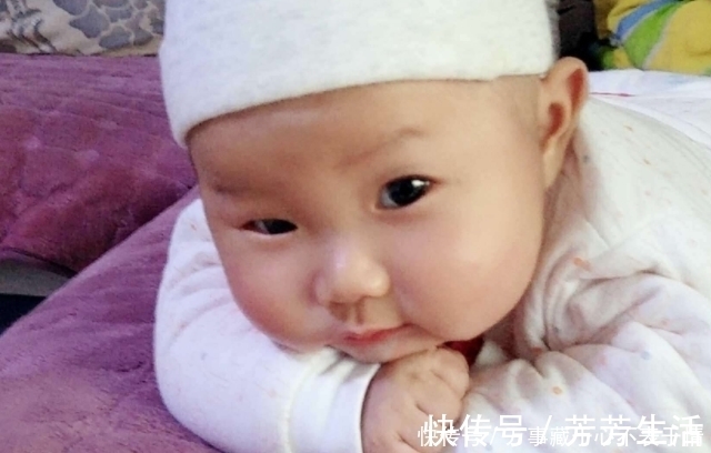 宝宝|4个异常提醒你，宝宝已经严重积食了，父母可别大意，别再喂了