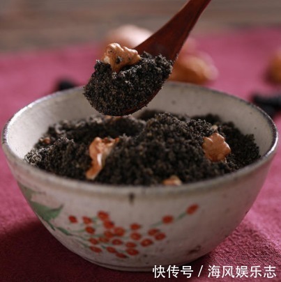 排毒|女性来“例假”，4大零食敞开吃，排血排毒，体重“嗖嗖”降