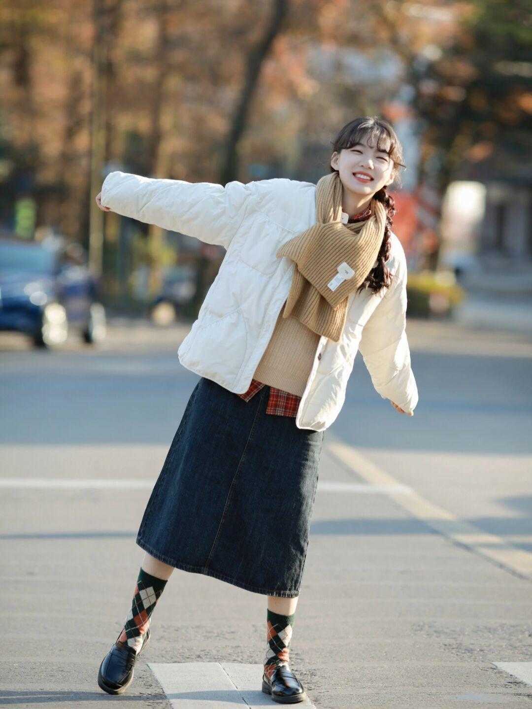 穿衣风格 小个子女生也能穿出韩系范儿,这些搭配保暖又有腔调,时髦百搭